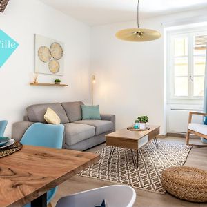 Appartement à 2 Chambres à Coucher