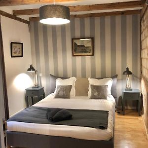 Appartement à 2 Chambres à Coucher au Deuxième Étage