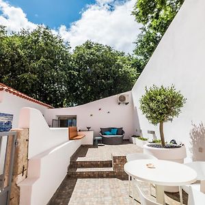Castle Terrace Exclusive Apartment - Home By The Castle Apartment