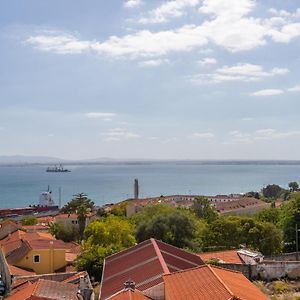 Flh Beato River View With Balcony