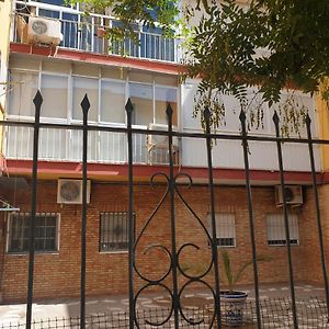 Dona Lola House