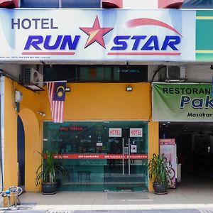 OYO 805 Hotel Run Star