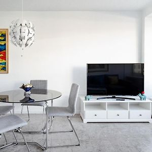 Urbantec Realty - Plaza De Colon