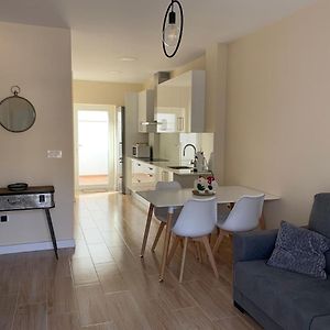Apartamento En Granada Con Facil Aparcamiento En La Zona