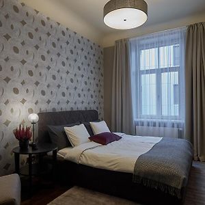 Deco Apartment