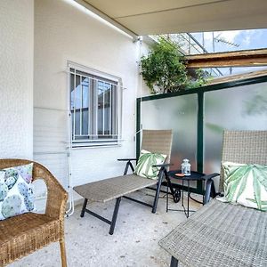 The Cactus Apartment With Large Sunny Balcony