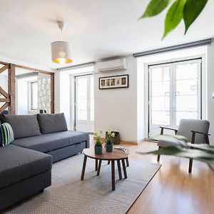Appartement à 2 Chambres à Coucher