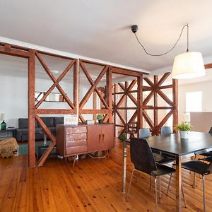 Appartement à 2 Chambres à Coucher