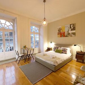 Almada Charm Suites & Apartments