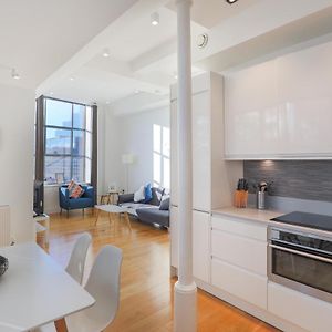 Appartement à 2 Chambres à Coucher