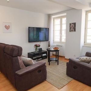 Appartement à 3 Chambres à Coucher