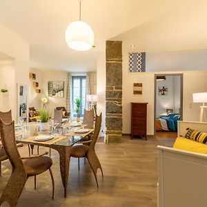 Appartement à 2 Chambres à Coucher