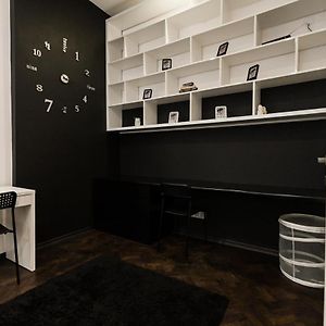 Vintage Tomasza Apartment