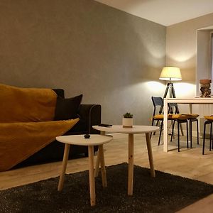 Appartement à 2 Chambres à Coucher