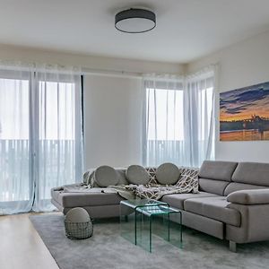Duke'S Panorama Prague Apartment