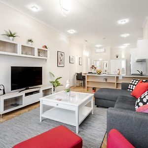 Bpr Danube Panoramic Suite