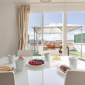 HOMEABOUT LA MERCED Duplexes