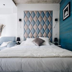 Studio de Luxe
