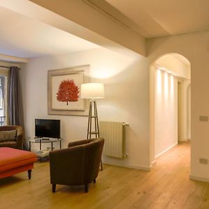Appartement à 3 Chambres à Coucher