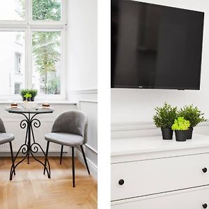 Househost Apartment I: Studencka Street
