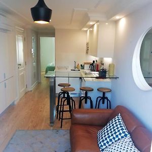Appartement à 2 Chambres à Coucher