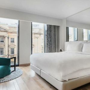Chambre Collection