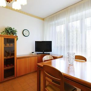 Appartement à 3 Chambres à Coucher