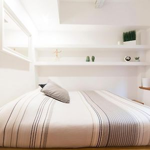 Santa Maria Novella 6 Sleeps Near The Central Station