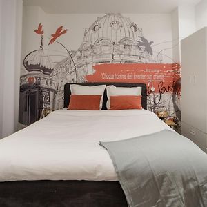 SUITE SARTRE : au cœur de la Rive Gauche, neuf, design, 2/4 personnes