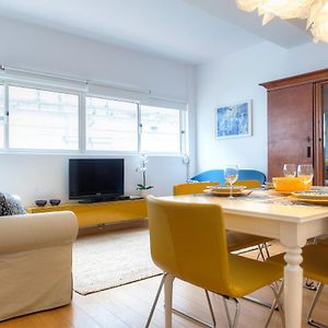 Appartement à 2 Chambres à Coucher
