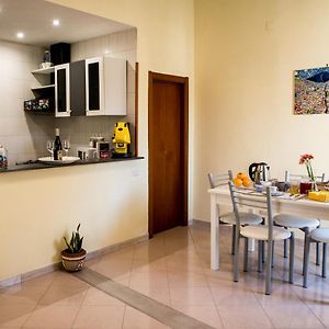 Castel Capuano Flat By Domusextra