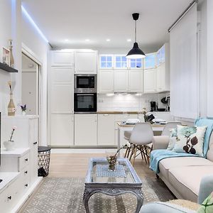 Appartement à 3 Chambres à Coucher