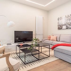 Experience The Best Of Madrid! Gran Via Apartment For 6, Comfort And Style In The Heart Of Chueca III