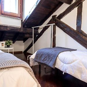 Altido Charming Flat For 6 In Historic Carrobbio