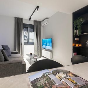 Appartement à 2 Chambres à Coucher