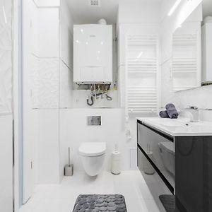 Appartement à 3 Chambres à Coucher