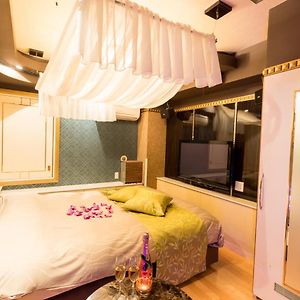 Chambre Standarde Lit Queen-Size