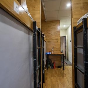 Chambre Juste Pour Hommes Dortoir