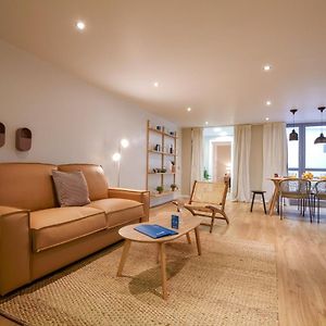 Appartement à 2 Chambres à Coucher