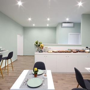 Napoliseason Rooms & Breakfast