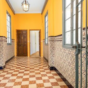 Appartement de Luxe à 2 Chambres à Coucher