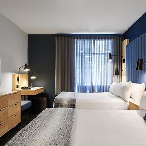Suite à 1 Chambre à Coucher