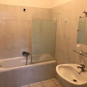 Chambre Standarde Triple