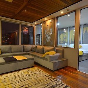 Uenver Galata Apart