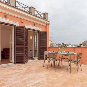 Apartment With Terrace In Via Del Pellegrino - Fromhometorome