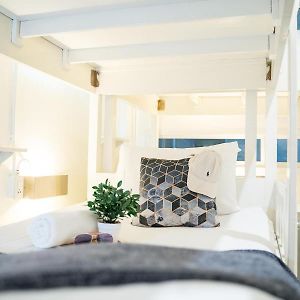 Dormitory Room Mixed