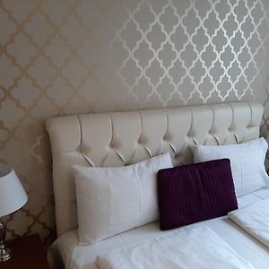 Appartement de Luxe à 1 Chambre à Coucher