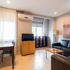 Appartement à 2 Chambres à Coucher