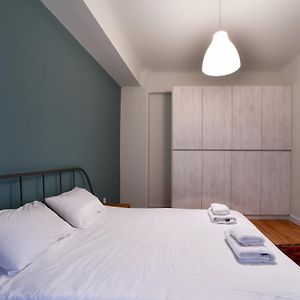 Appartement de Luxe à 2 Chambres à Coucher