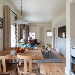 Appartement de Luxe à 1 Chambre à Coucher